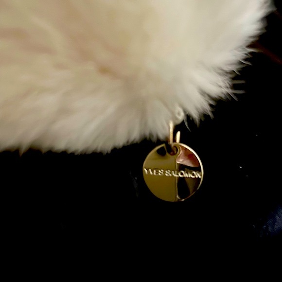 Yves solomon white rabbit charm - Picture 3 of 5